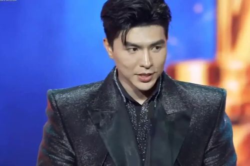 'Mưa đỏ' thắng lớn tại Giải Ngôi Sao Xanh