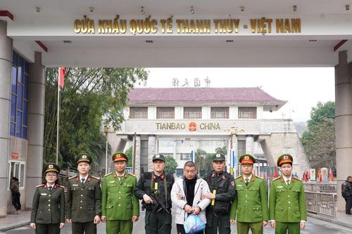 Tuyên Quang: Trao trả đối tượng bị truy nã quốc tế cho cơ quan chức năng Trung Quốc