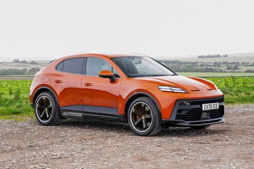 Porsche thừa nhận sai lầm với Macan bản chạy xăng
