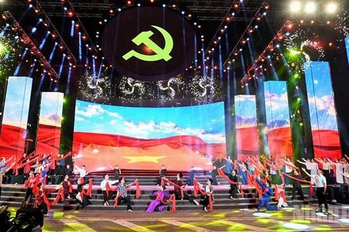 Thành phố Hồ Chí Minh tổ chức nhiều hoạt động chào mừng Đại hội Đại biểu toàn quốc lần thứ XIV của Đảng
