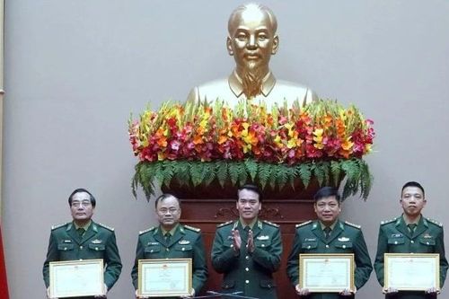 Lan tỏa yêu thương, gieo niềm tin cho đồng bào nơi biên giới