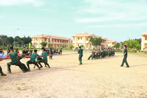 Nói về 'chiến sĩ mới, chiến sĩ cũ'