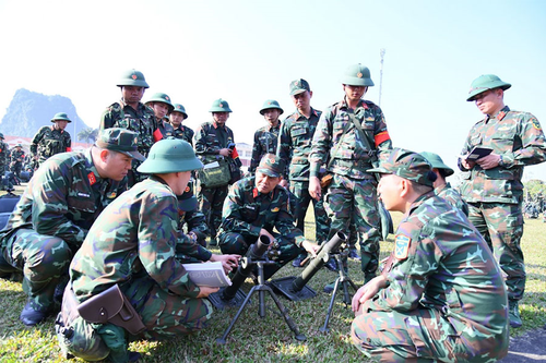 Sư đoàn 324 (Quân khu 4) kiểm tra công tác sẵn sàng chiến đấu bảo vệ Đại hội XIV của Đảng
