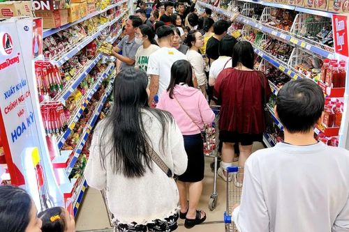 Đầu tư ra nước ngoài: 'Mùa hải âu sải cánh'