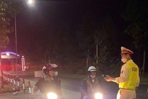 Cảnh sát giao thông xử lý hơn 2.700 'ma men'
