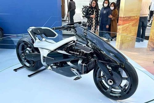 Honda EV Outlier - môtô điện đậm chất tương lai 'khoe dáng' tại Hà Nội