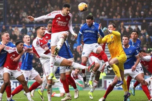 Martinelli lập hat-trick, Arsenal ngược dòng hủy diệt Portsmouth tại Cup FA