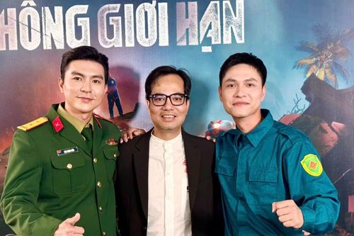 Mỹ nam hot nhất 'Mưa đỏ' khiến fan trầm trồ khi mặc trang phục sĩ quan quân đội