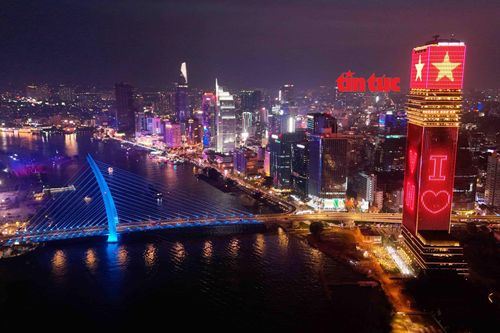 Diện mạo phường Sài Gòn nổi bật chào đón Đại hội Đảng