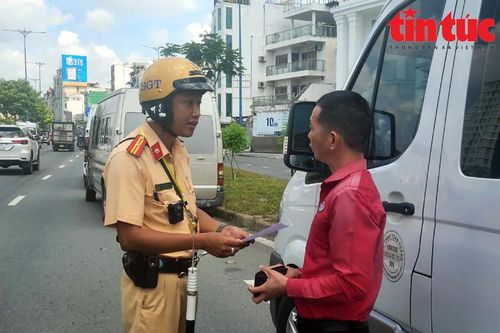 TP Hồ Chí Minh siết chặt kiểm soát hoạt động vận tải dịp cận Tết Nguyên đán