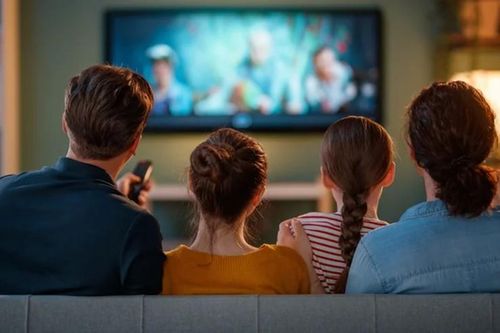 Những thói quen âm thầm rút ngắn tuổi thọ TV
