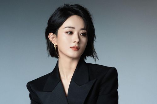 Triệu Lệ Dĩnh đối mặt thách thức đầu năm mới