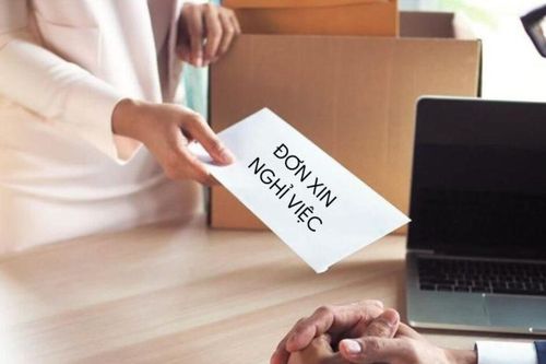 Con vào đại học, mẹ đơn thân 50 tuổi trăn trở nghỉ hưu sớm hay tiếp tục làm việc