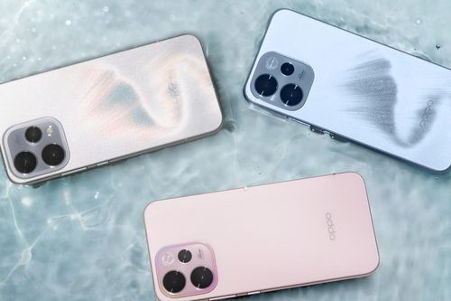 Sắc màu tỏa sáng trên tay với bộ ba Oppo Reno15
