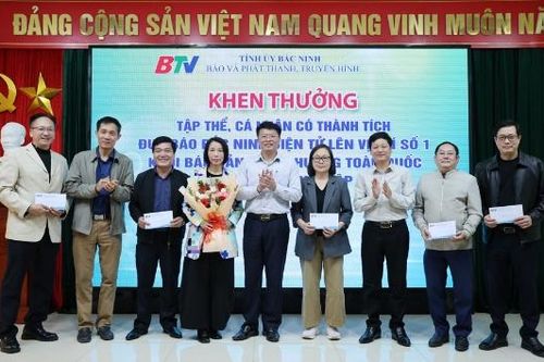 Báo và Phát thanh, Truyền hình Bắc Ninh khen thưởng tập thể, cá nhân xuất sắc trong phát triển bạn đọc Báo Bắc Ninh điện tử