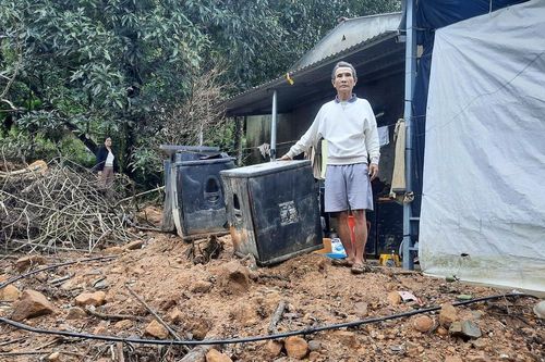 Sớm di dời 16 hộ dân ở Quế Phước ra khỏi vùng nguy cơ sạt lở