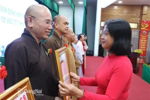 Những nhà tu hành nỗ lực vì hoạt động từ thiện xã hội