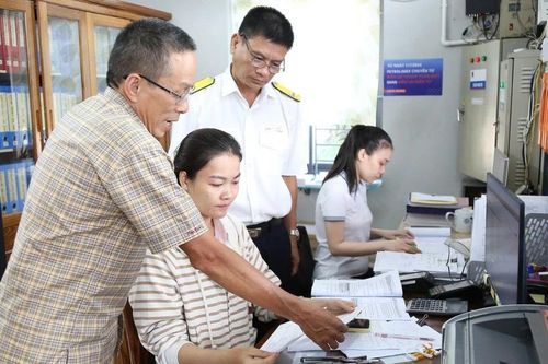 Quyết tâm hoàn thành nhiệm vụ thu ngân sách ngay từ đầu năm