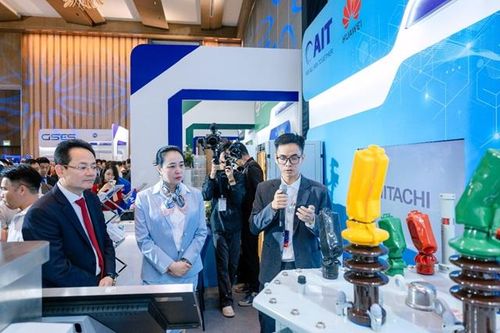 Khai mạc Techshow EVNNPC 2026: Bước tiến mới trong chuyển đổi số ngành Điện lực miền Bắc