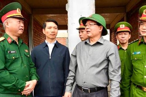 Phó Thủ tướng Hồ Quốc Dũng kiểm tra 'chiến dịch Quang Trung' tại Gia Lai