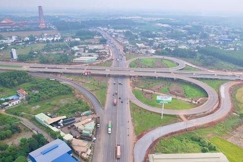 Chậm nhất tháng 6 phải hoàn thành đường 25B, 25C kết nối sân bay Long Thành