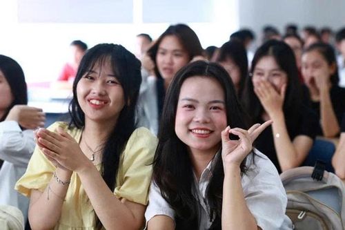 TP. Hồ Chí Minh: Sinh viên nhiều trường đại học được nghỉ Tết đến một tháng