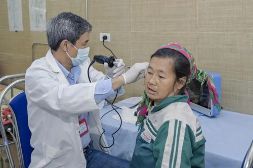 Hơn 1.000 người vùng cao được khám, phát thuốc miễn phí