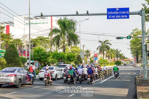 Tổ chức lại các nút giao thông, giảm ùn tắc giờ cao điểm
