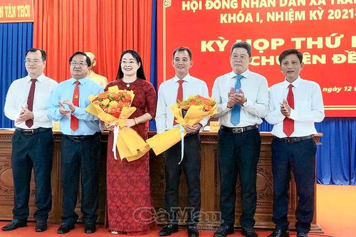 Ông Lê Chí Hưởng giữ chức Chủ tịch UBND Xã Trần Văn Thời