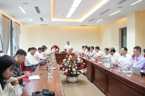 Cà Mau và Viettel bàn nội dung hợp tác về khoa học, công nghệ, chuyển đổi số