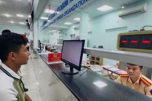 TPHCM: Áp dụng mức thu lệ phí đăng ký, cấp biển số phương tiện cơ giới theo quy định mới