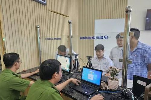 Công an phường Đông Hưng Thuận: Tăng cường thi đua '3 nhất' vì Nhân dân phục vụ