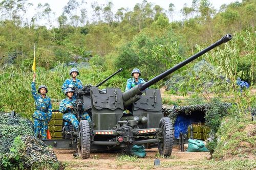 Những thành tựu đáng tự hào:Bảo vệ vững chắc Tổ quốc Việt Nam
