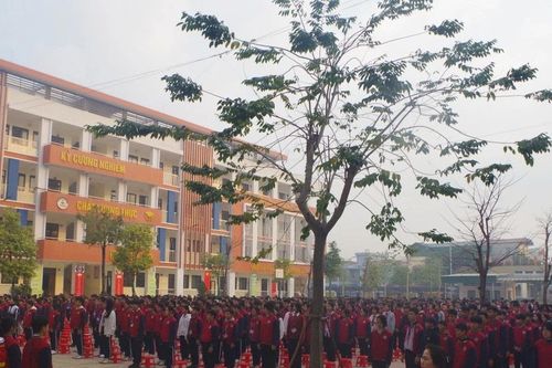 Phổ biến kỹ năng phòng, chống bạo lực học đường và phòng cháy, chữa cháy cho học sinh