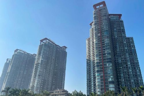 Siết tín dụng bất động sản: Thị trường khó sôi động