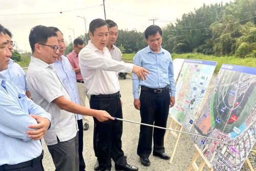 Ban Kinh tế - Ngân sách HĐND TPHCM khảo sát hai dự án giao thông trọng điểm