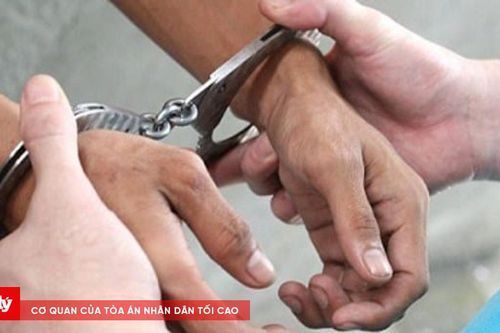 Truy tố cựu cán bộ lừa xin việc rồi chiếm đoạt