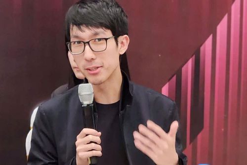 Quán quân cuộc thi piano Chopin quốc tế Eric Lu biểu diễn tại Việt Nam