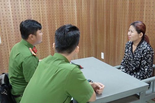 Người phụ nữ cùng nhóm thanh niên đi bắt cóc đòi nợ ở miền Tây