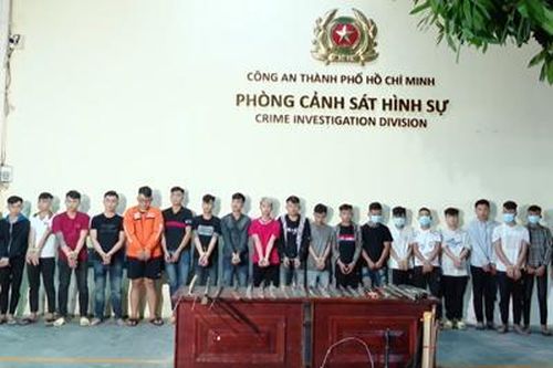 Xử lý nghiêm hai nhóm thanh niên mang hung khí đánh nhau