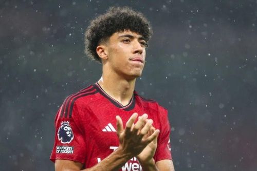 MU chính thức triệu hồi Ethan Wheatley sau màn trình diễn ấn tượng tại League One