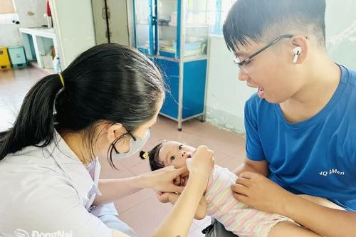 Đảm bảo các trạm y tế hoạt động ổn định sau chuyển giao
