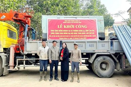 Công đoàn phường Nghĩa Lộ hỗ trợ khoan 8 giếng nước sạch trị giá 240 triệu đồng cho các khu dân cư