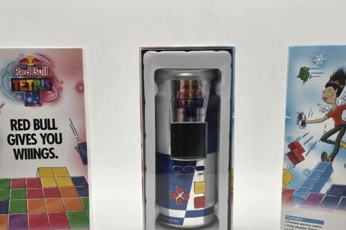 Máy chơi game Tetris hình lon Red Bull tăng giá gấp ba lần sau khi cháy hàng