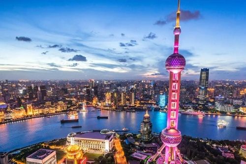 Kinh nghiệm du lịch Trung Quốc: Hiểu về văn hóa nhà vệ sinh ngồi xổm để tránh bỡ ngỡ