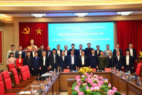Không để chuyển đổi số làm gia tăng bất bình đẳng hay xói mòn các giá trị xã hội