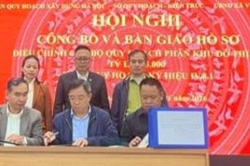 Vĩnh Thanh công bố, bàn giao hồ sơ điều chỉnh cục bộ quy hoạch phân khu đô thị