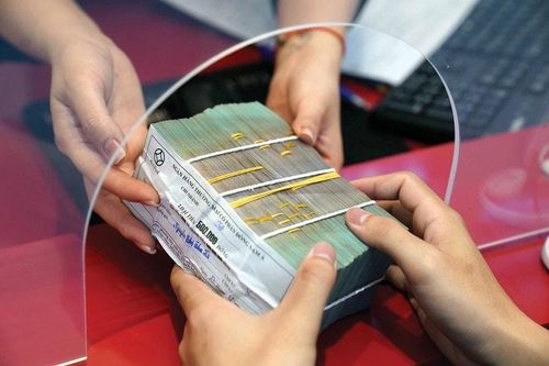 Lãi suất cho vay bình quân tăng ở cả nhóm ngân hàng 'Big4'
