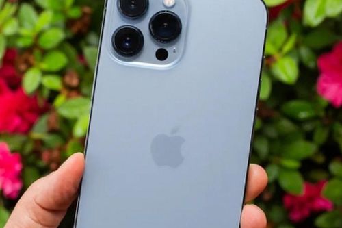 Giá iPhone 14 Pro Max, 13 Pro Max, 12 Pro Max mới nhất giảm mạnh, chưa tới 10 triệu đồng, xứng danh bộ 3 Pro Max rẻ nhất Việt Nam dù xịn chẳng kém iPhone 17 Pro Max