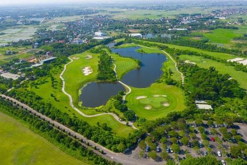 Công ty Cổ phần Sân Golf Hà Nội vi phạm chứng khoán